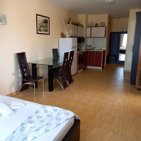 Apartment студио в комплекс Golden Beach, Sunny Beach